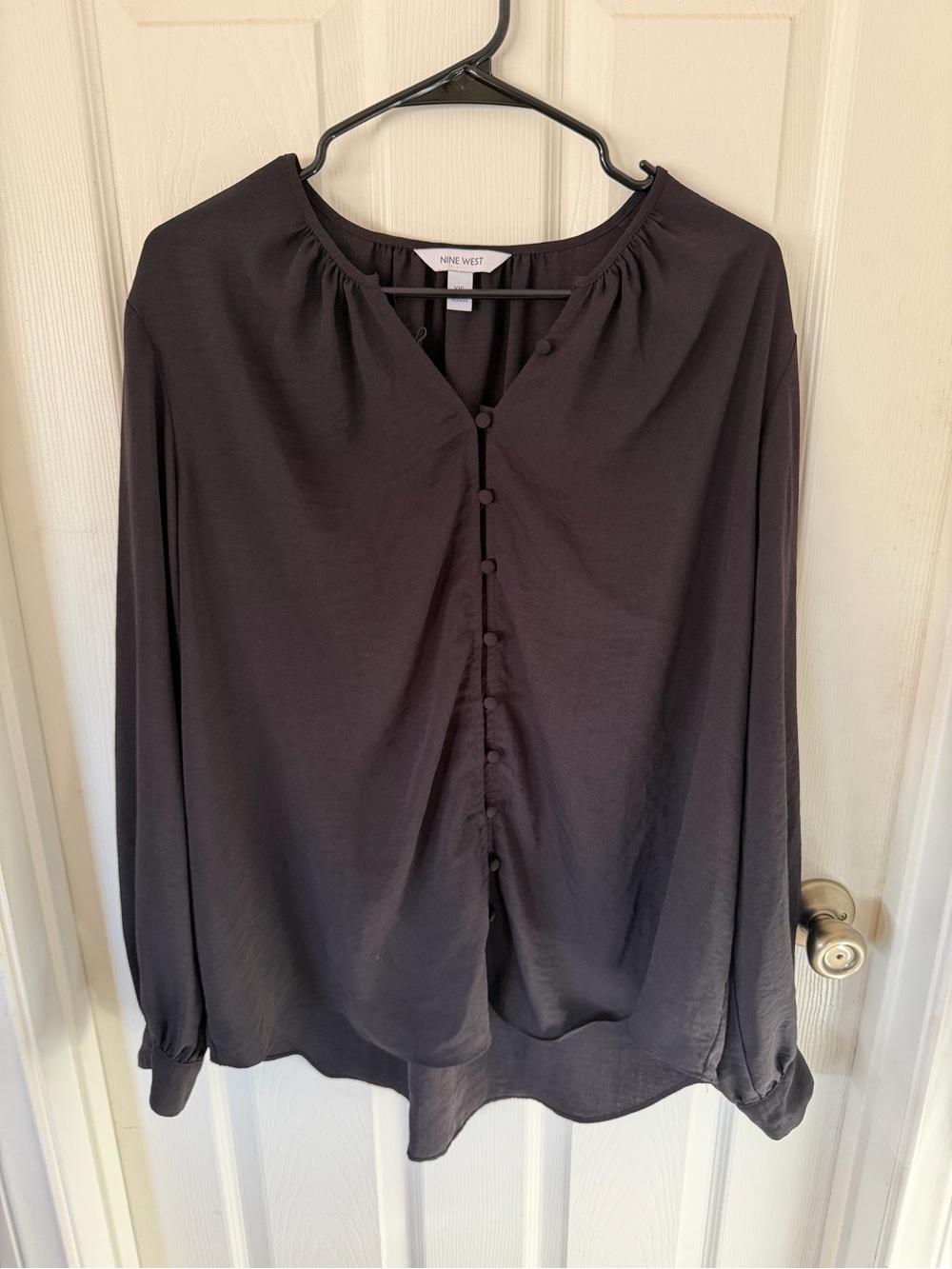 Nine West Women's Black Button-Front Blouse with Balloon Sleeves